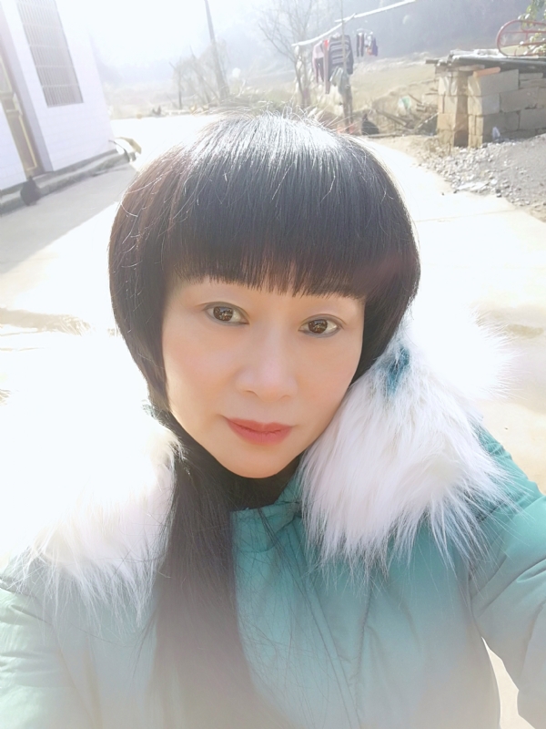金鱼儿的第一张照片--桃江闪婚服务中心